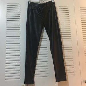 ✨Faux Black Leather Leggings✨