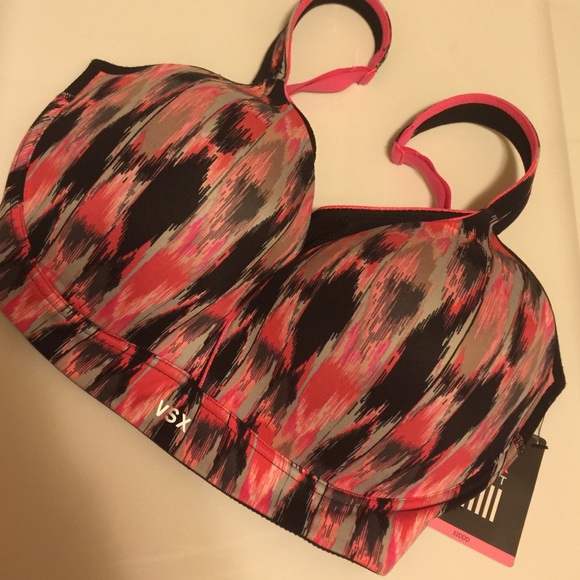 New Victoria's secret sports bra VSX 32DDD or  38C