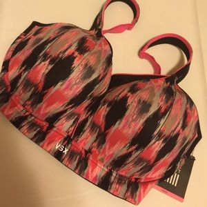New Victoria's secret sports bra VSX 32DDD or 38C