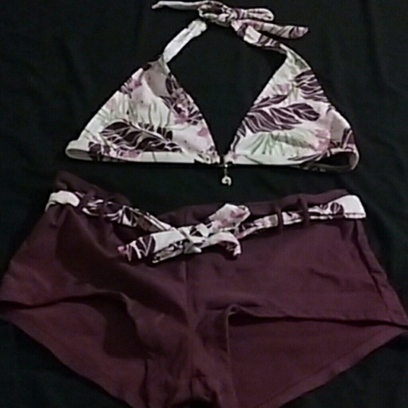 Bundle Swimsuits - Picture 2 of 4