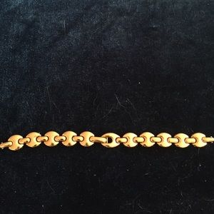 GUCCI GOLD WRISTWATCH BAND