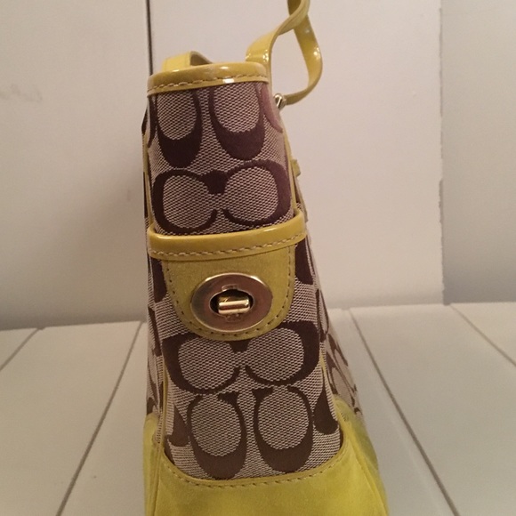 Authentic Coach Tote - Picture 2 of 4