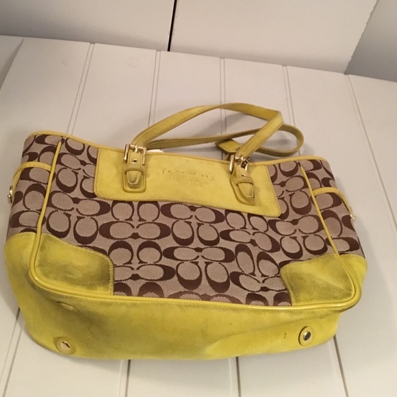 Authentic Coach Tote - Picture 4 of 4