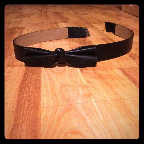 Kate Spade black leather belt