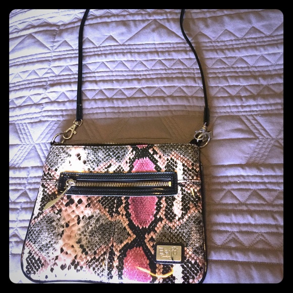 ⚡️LAST CALL⚡️BEIJO crossbody bag
