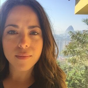 Meet your Posher, Carolina