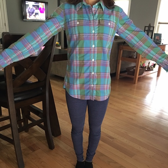 SOLD on MERC- Patagonia flannel - Picture 3 of 3