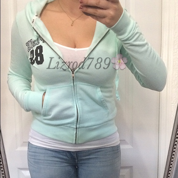 Nwot mint victoria secret pink zip up hoodie