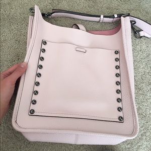 Rebecca Minkoff Bags - Rebecca minkoff unlined feed bag in blush Rebecca Minkoff Bags - Rebecca minkoff unlined feed bag in blush