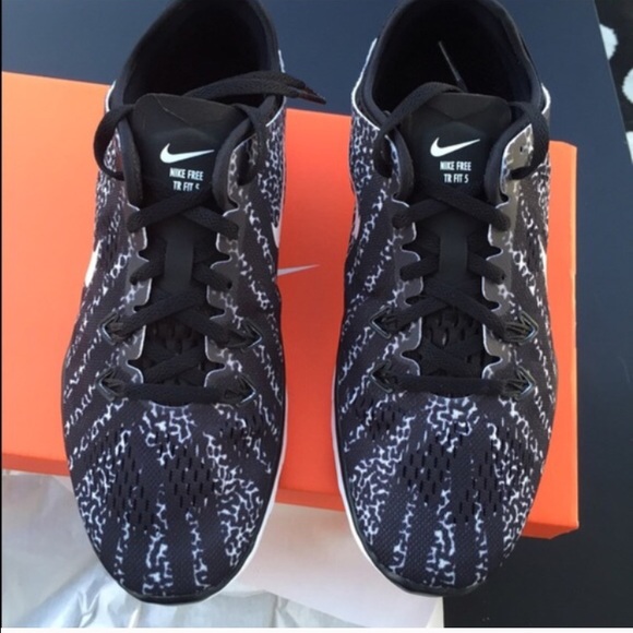 NIKE FREE 5.0 women's shoes Sz 10 new - Picture 3 of 4