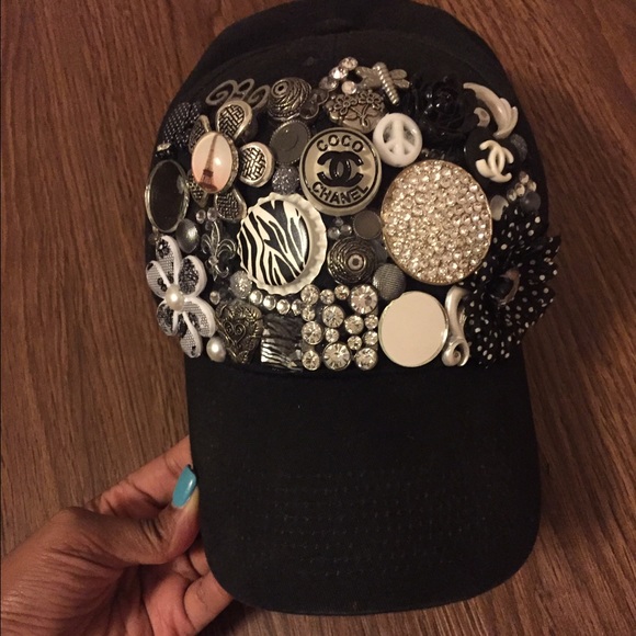Customized hat