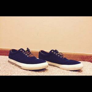 Used only 5 times rarely wear them