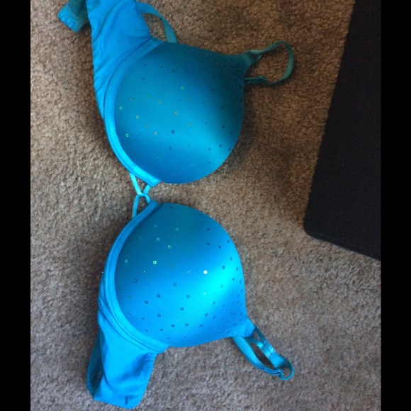 Victoria secret bombshell bra