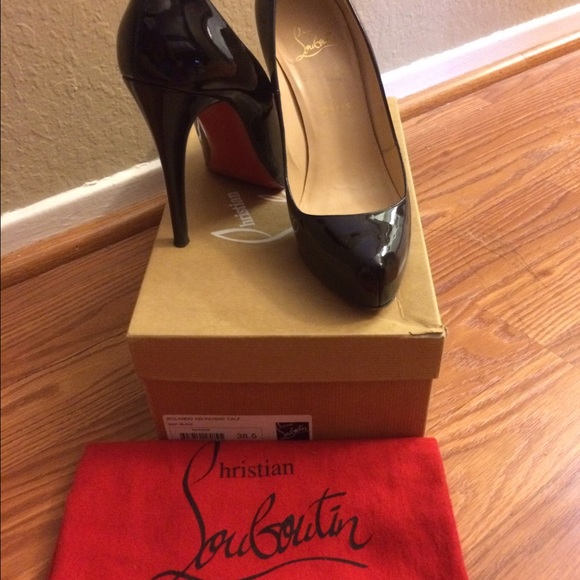 🔥🔥Weekend Sale 🔥🔥Christian Louboutin Rolando