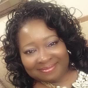 Meet your Posher, Denise