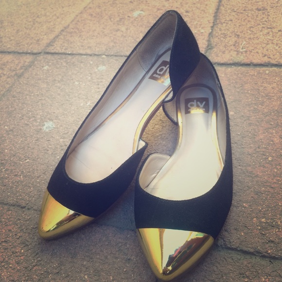 Dolce Vita Black flats size 8.5