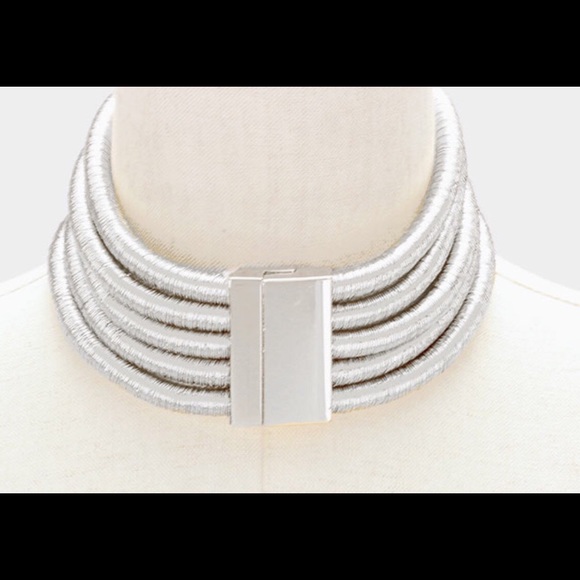 Choker necklace