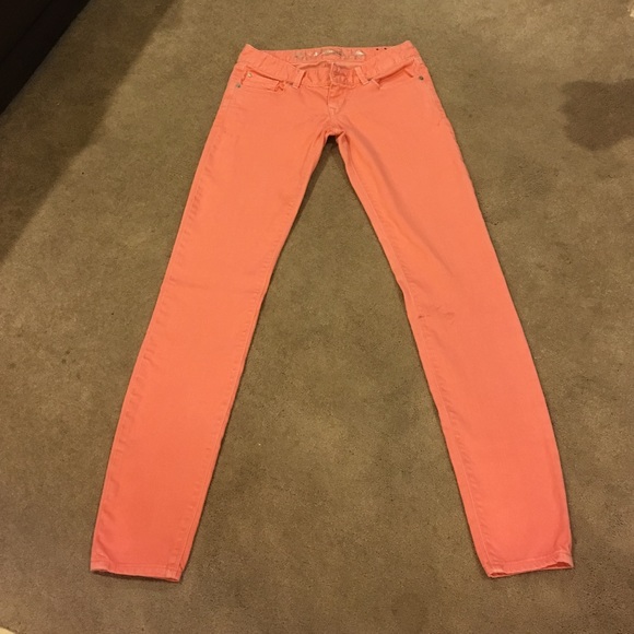 Express Jeans - Picture 2 of 4