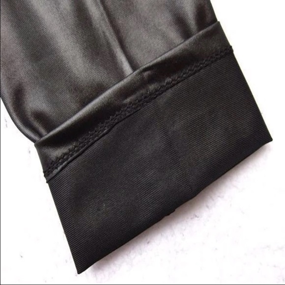 🆕 Sexy Wet Look Faux Leather Leggings - Picture 4 of 4