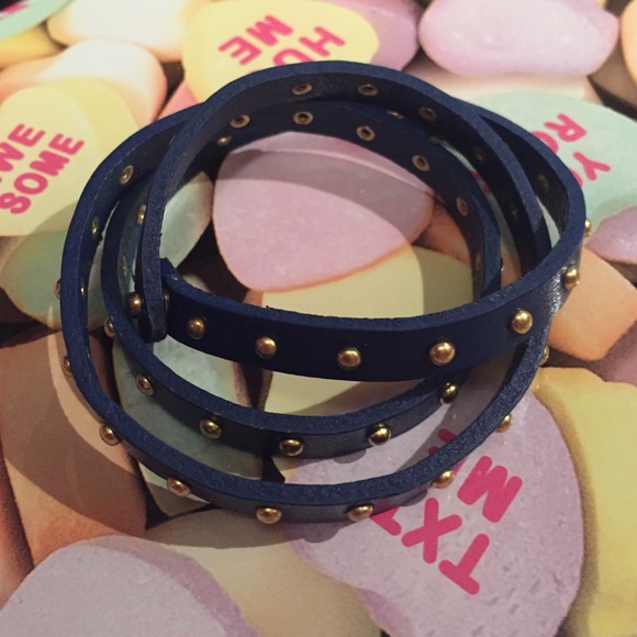 Triple wrap Leather bracelet - Picture 2 of 4