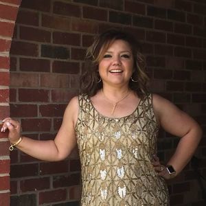 Meet your Posher, Juanita