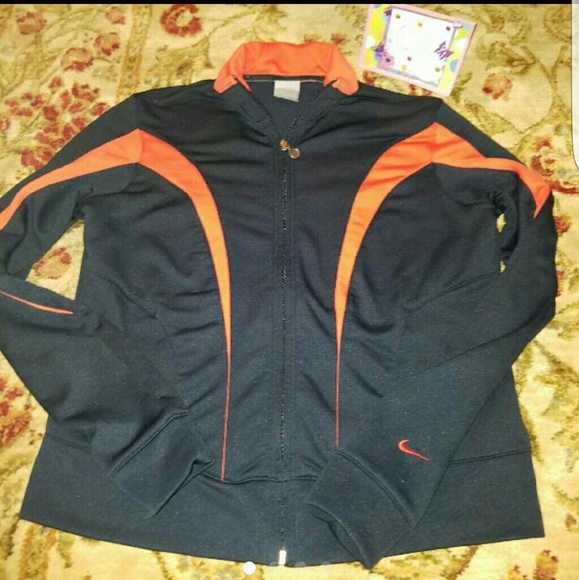 (M) Nike jacket