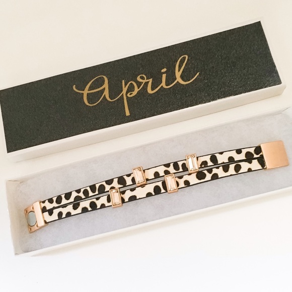 Last 1 left! Animal Print Double Layer Bracelet - Picture 2 of 4