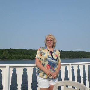 Meet your Posher, Dawn