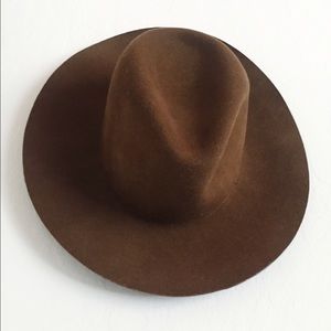 Janessa Leone felt hat