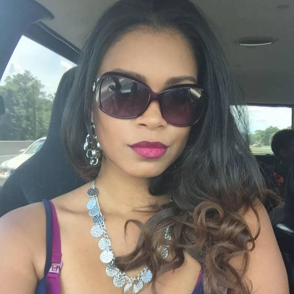 Meet your Posher, Alysha - Picture 1 of 1