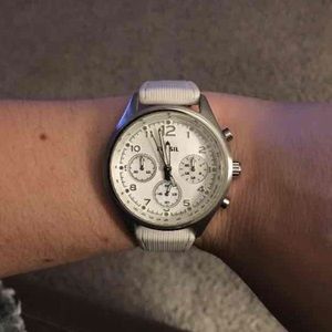 Women's stainless steal white fossil watch