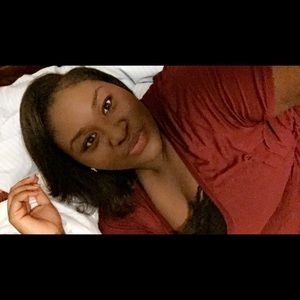 Meet your Posher, Monyette