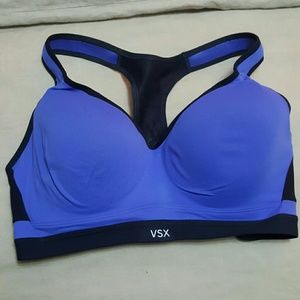 Victoria Secret sports bra 34dd