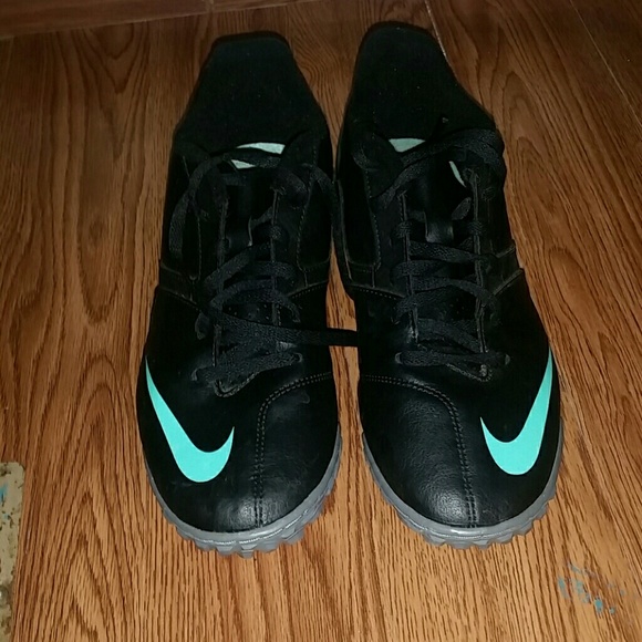Indoor nike shoes