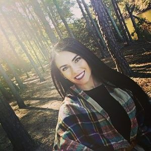 Meet your Posher, Jaina