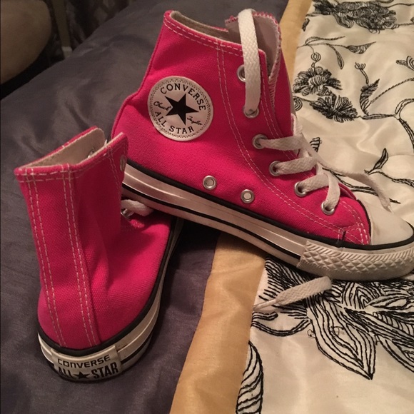 Super cuter converse hightops