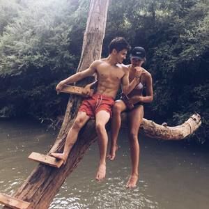 Meet your Posher, Adrian