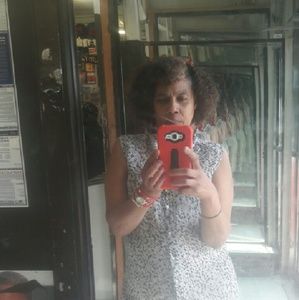 Meet your Posher, Twanda