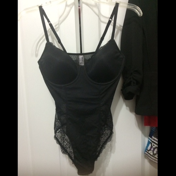 Dkny black lace body shaper bra bodysuit