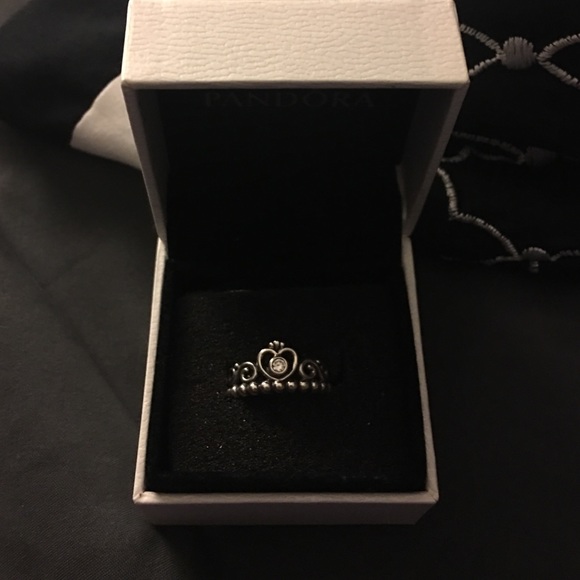 Pandora Princess Ring