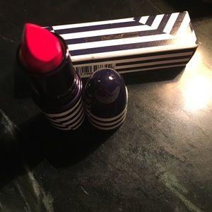 Mac Red Racer lipstick