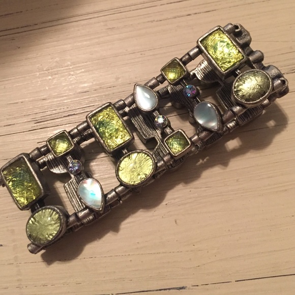 Lia Sophia Jewelry Set - Picture 2 of 4