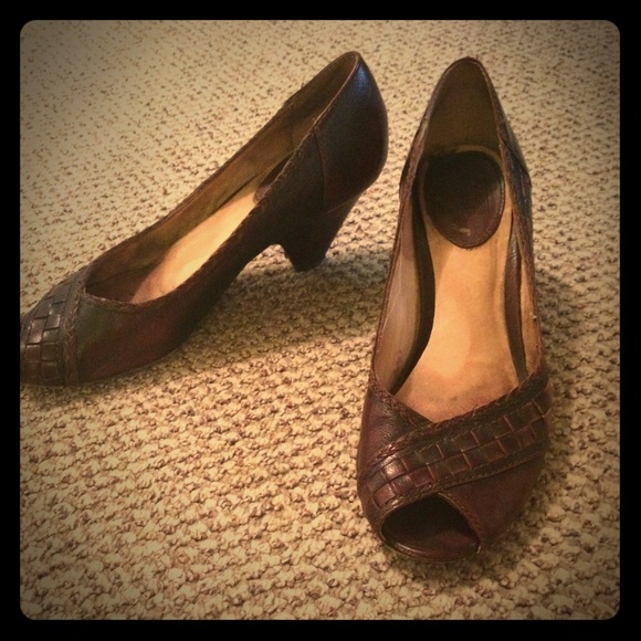 Frye Pumps