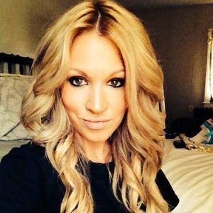 Meet your Posher, Holly