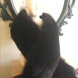 Black 100%genuine fur collar /scarf💋