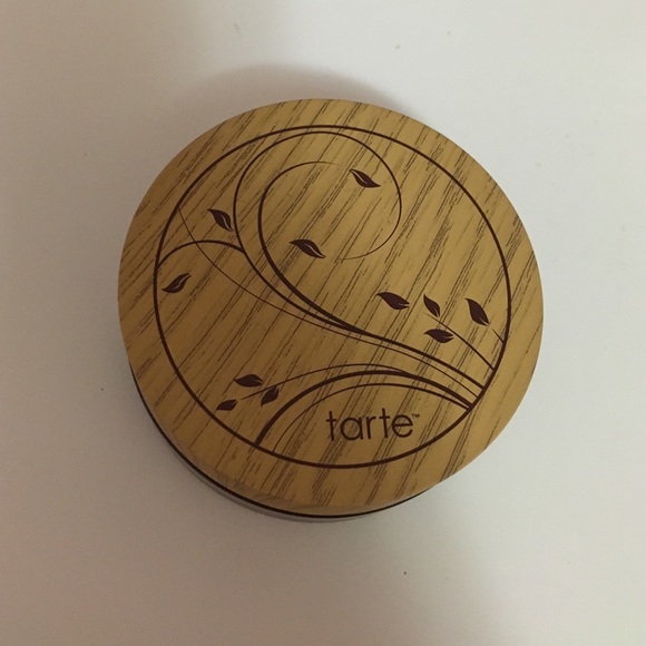 selling tarte foundation