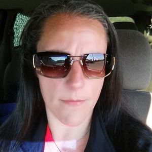 Meet your Posher, Lorna