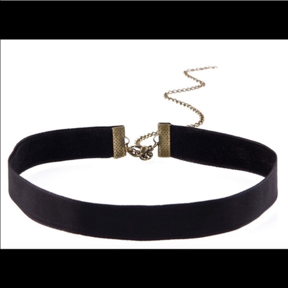 Velvet choker - Picture 3 of 3