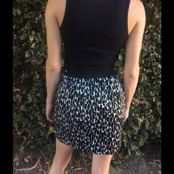 Patterned Skirt - Picture 3 of 3