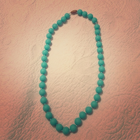 Chewbeads Teething necklace